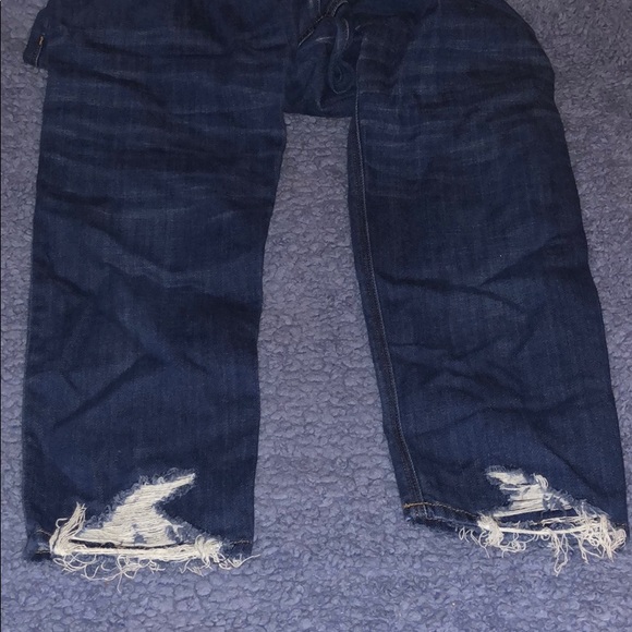 Distressed High Rise Mom Jeans - Picture 5 of 10